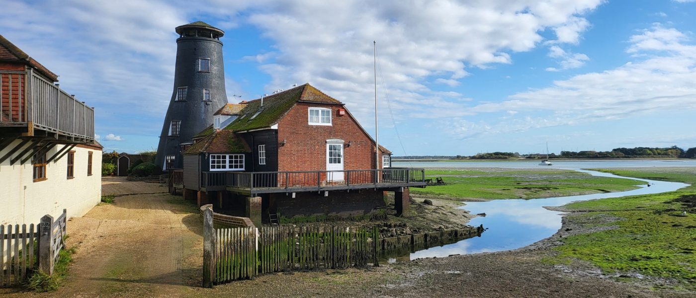 Langstone Harbour Mill reliable taxi hayling island